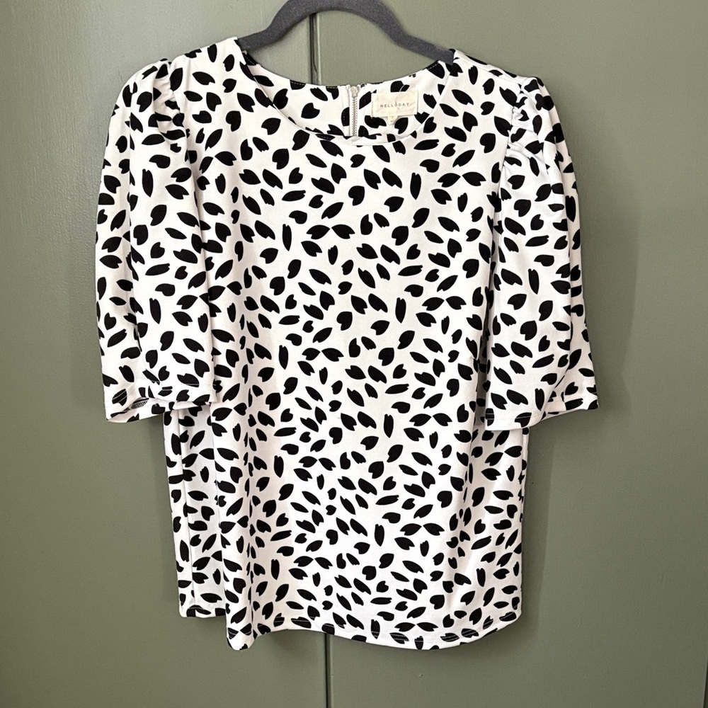 MELLODAY Black and White Patterned Blouse